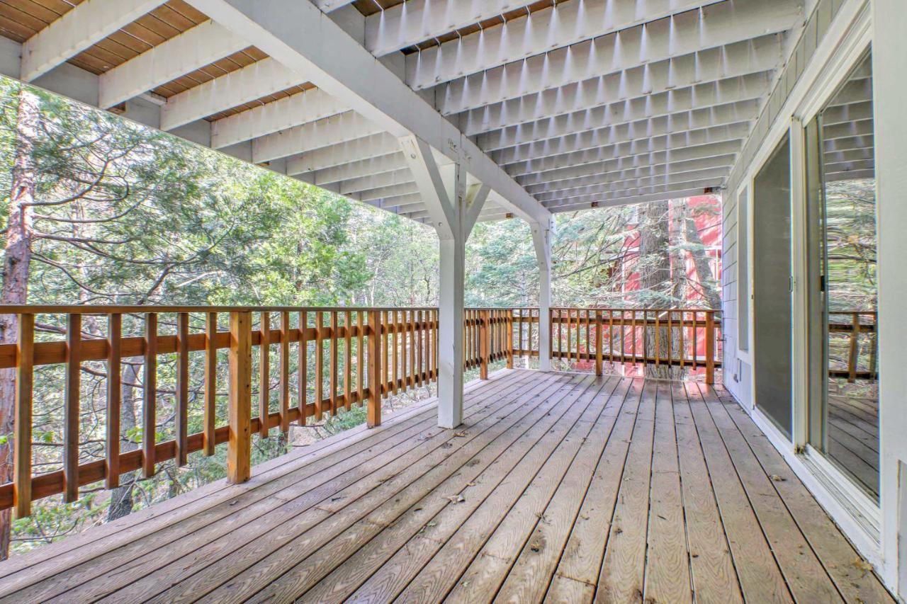 Gorgeous Lake Arrowhead Retreat Game Room And Deck Экстерьер фото