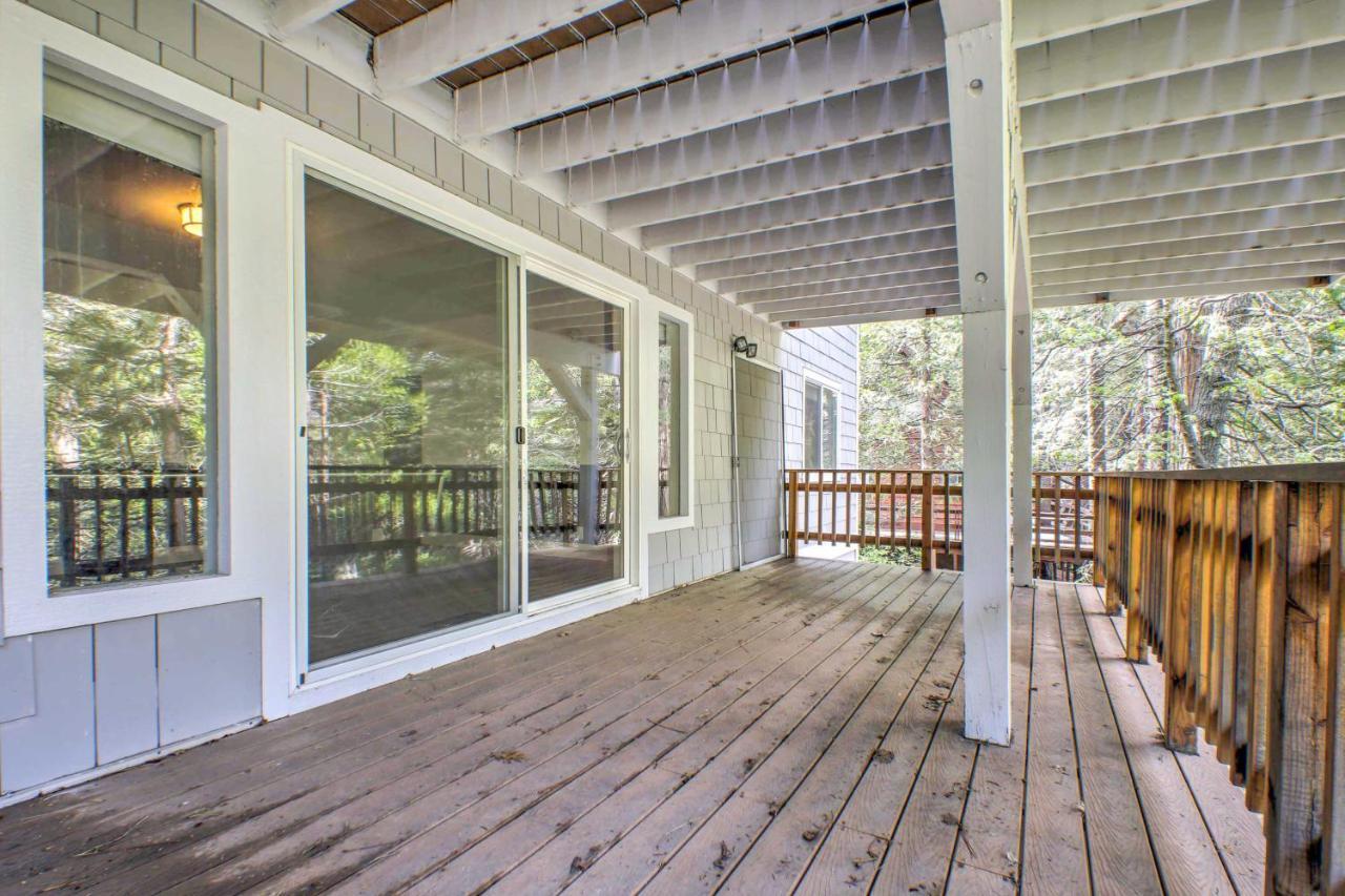 Gorgeous Lake Arrowhead Retreat Game Room And Deck Экстерьер фото